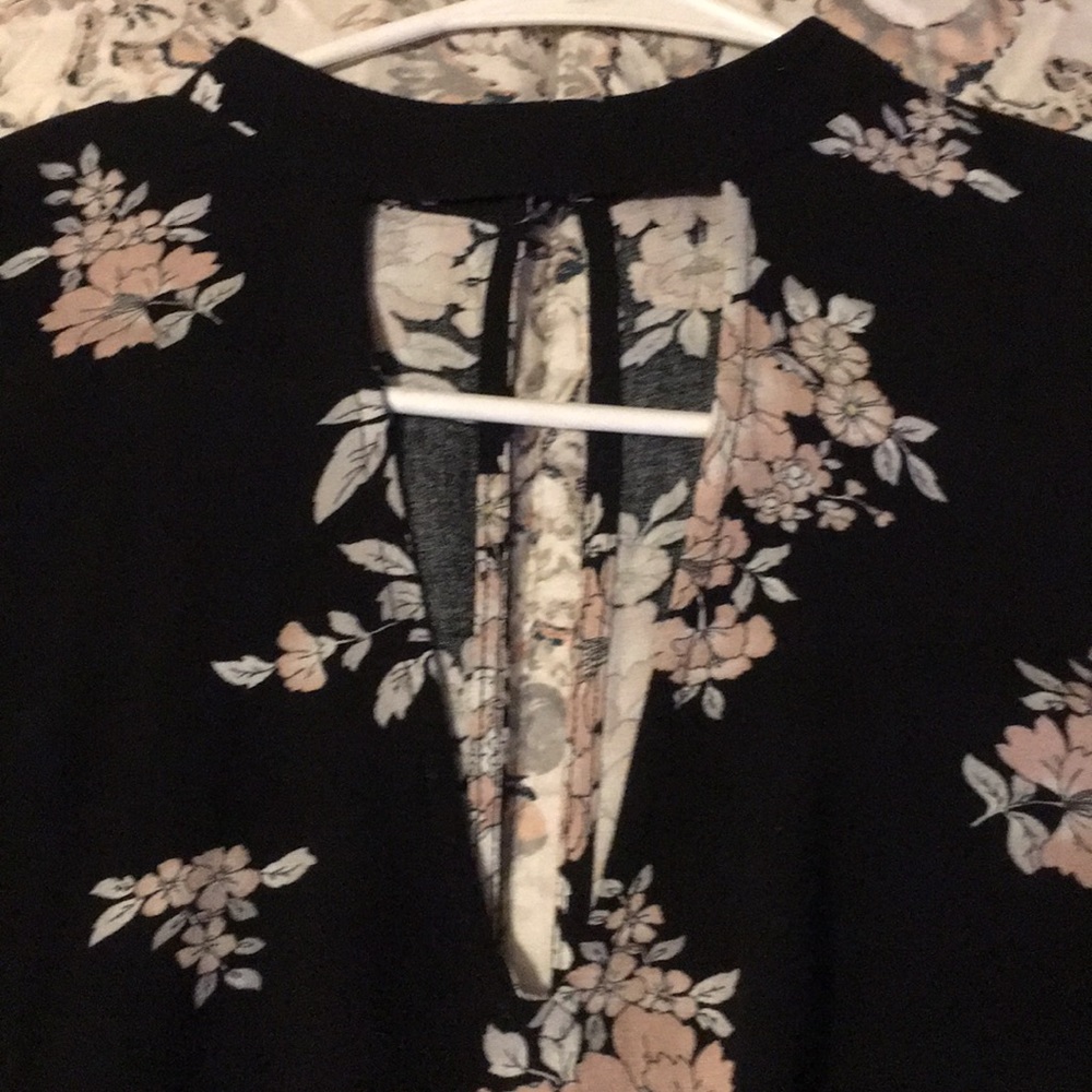 Romper - Picture 2 of 2